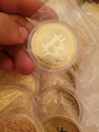 Gold-plated Iron Bitcoin Coin BTC Souvenir/Collectible
